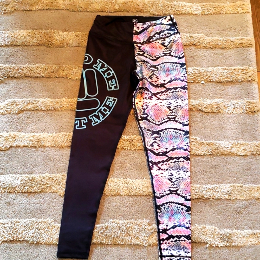 Feed Me Fight Me leggings